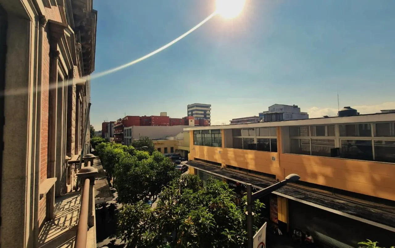Apartamento #2 En Edificio Edwards Apartment Guatemala City 0*,